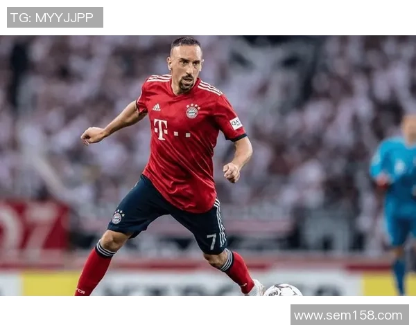 全球十大英俊足球球星盘点帅气与实力并存的球场魅力男神